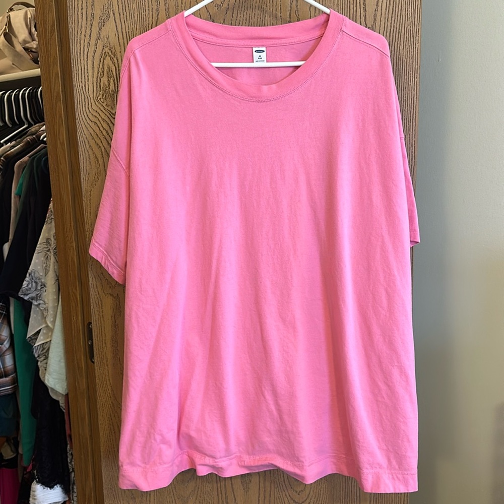 Old Navy T-Shirt